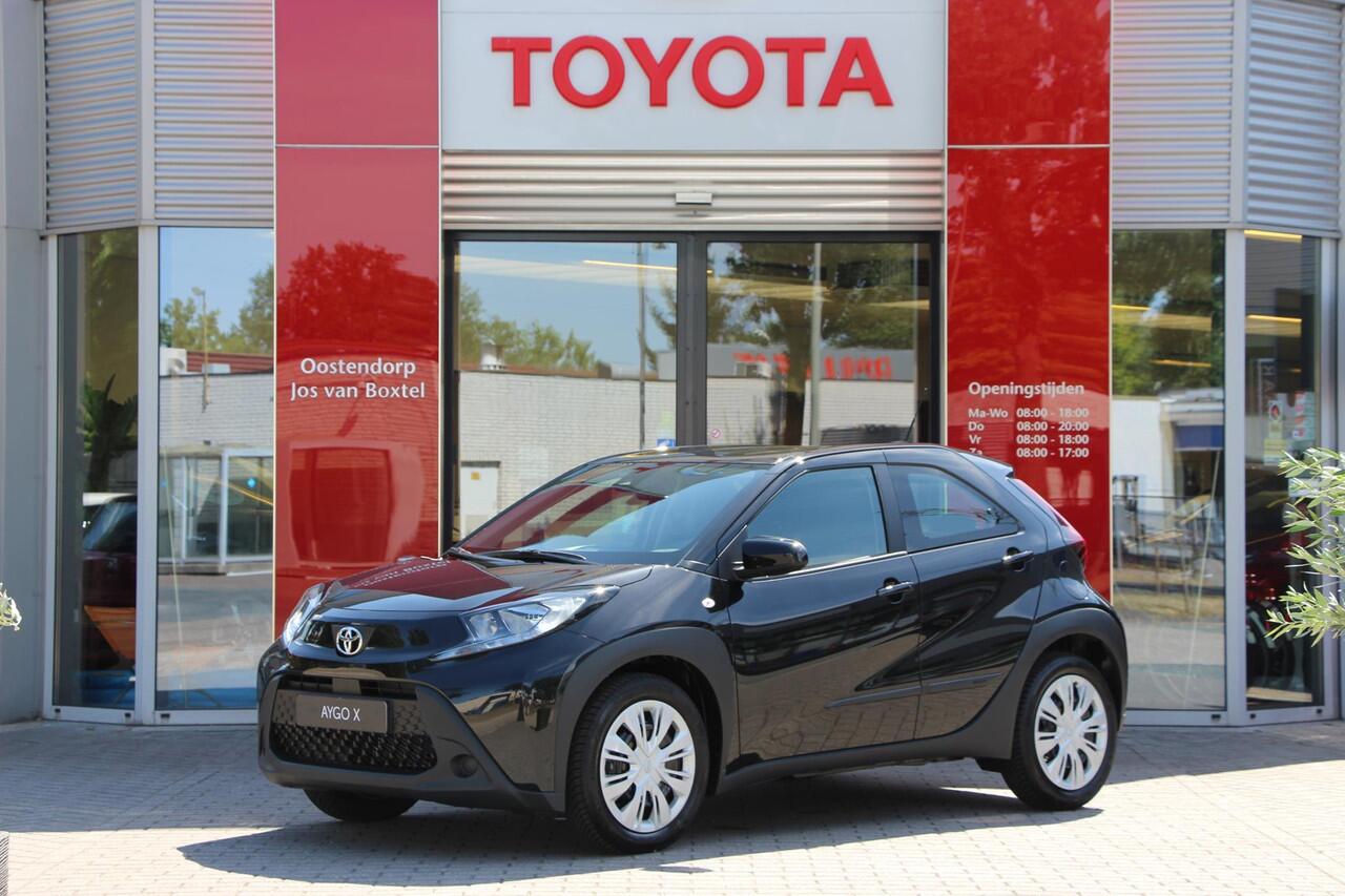 Toyota AYGO X 1.0 VVT-i MT play **NIEUWE AUTO**