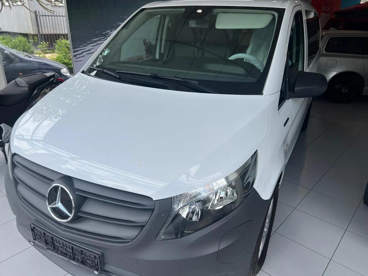 Mercedes-Benz EVITO TOURER PRO L3 90 kWh/ Navigatie/Airco”Exclusief btw”