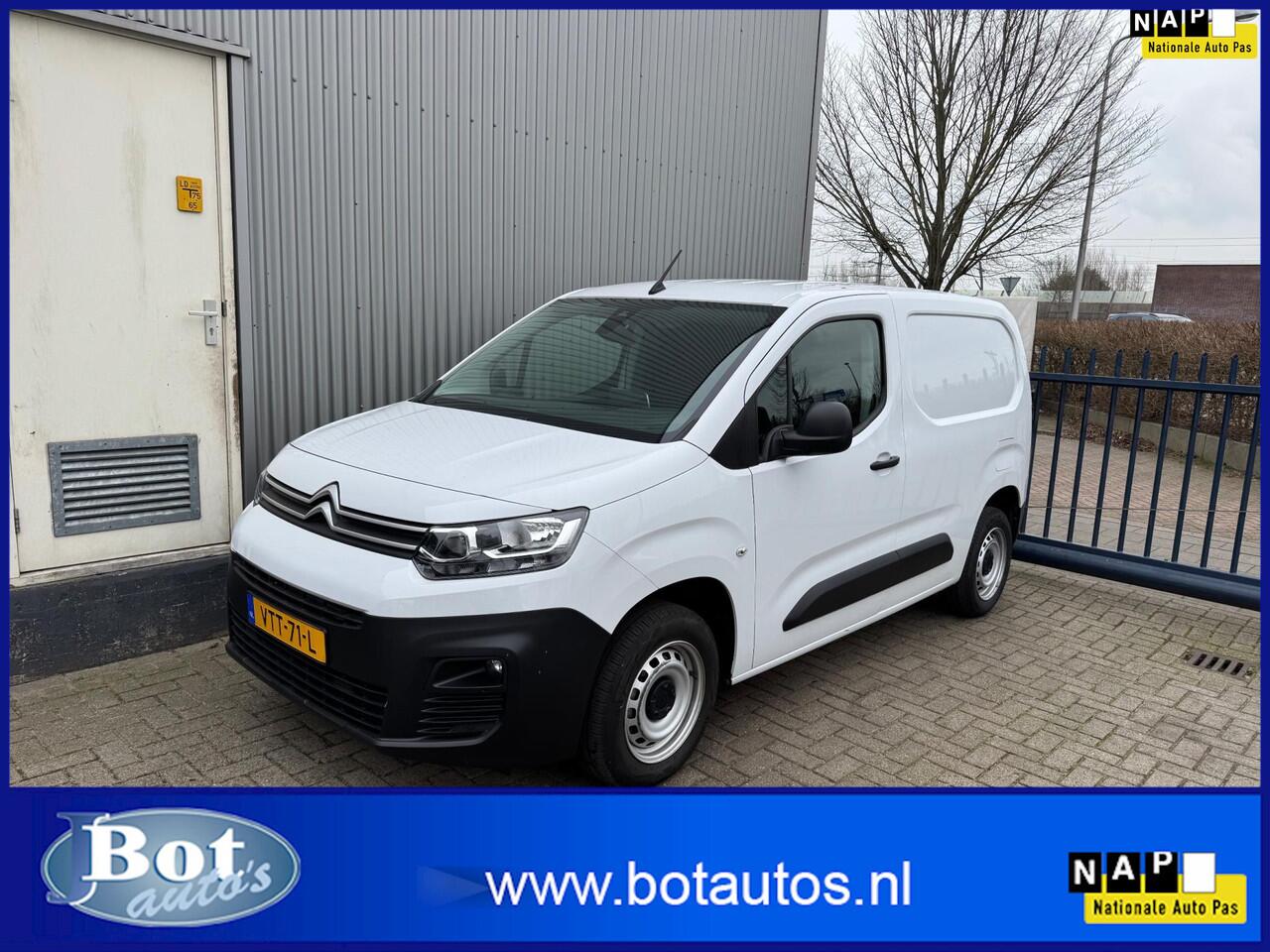 Citroen BERLINGO 1.2 PureTech 110 S&S L1AIRCO / NAVIGATIE / 3 ZITPLAATSEN / PARKEERSENSOREN / CRUISE / NIEUWSTAAT