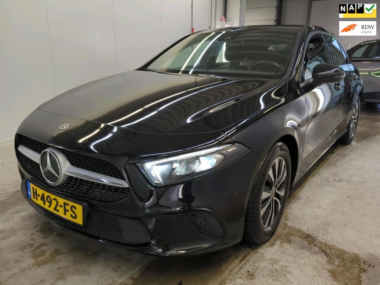 Mercedes-Benz A-KLASSE 180 Business Solution / VERWACHT!