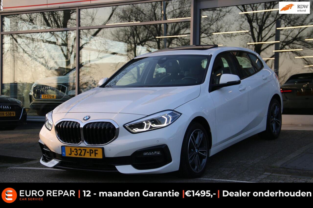 BMW 1-SERIE 118i Executive Edition PANO-DAK DEALER OND. NL-AUTO!