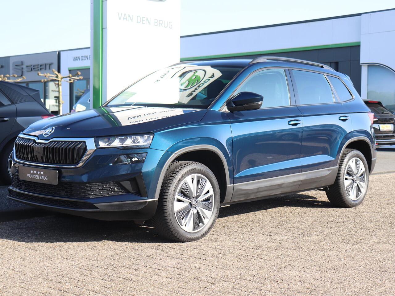 Skoda Karoq Business Edition 1.5 TSI 150pk AUTOMAAT | Achteruitrijcamera | Cruise control | Stoel- & stuurwielverwarming | Navigatie |