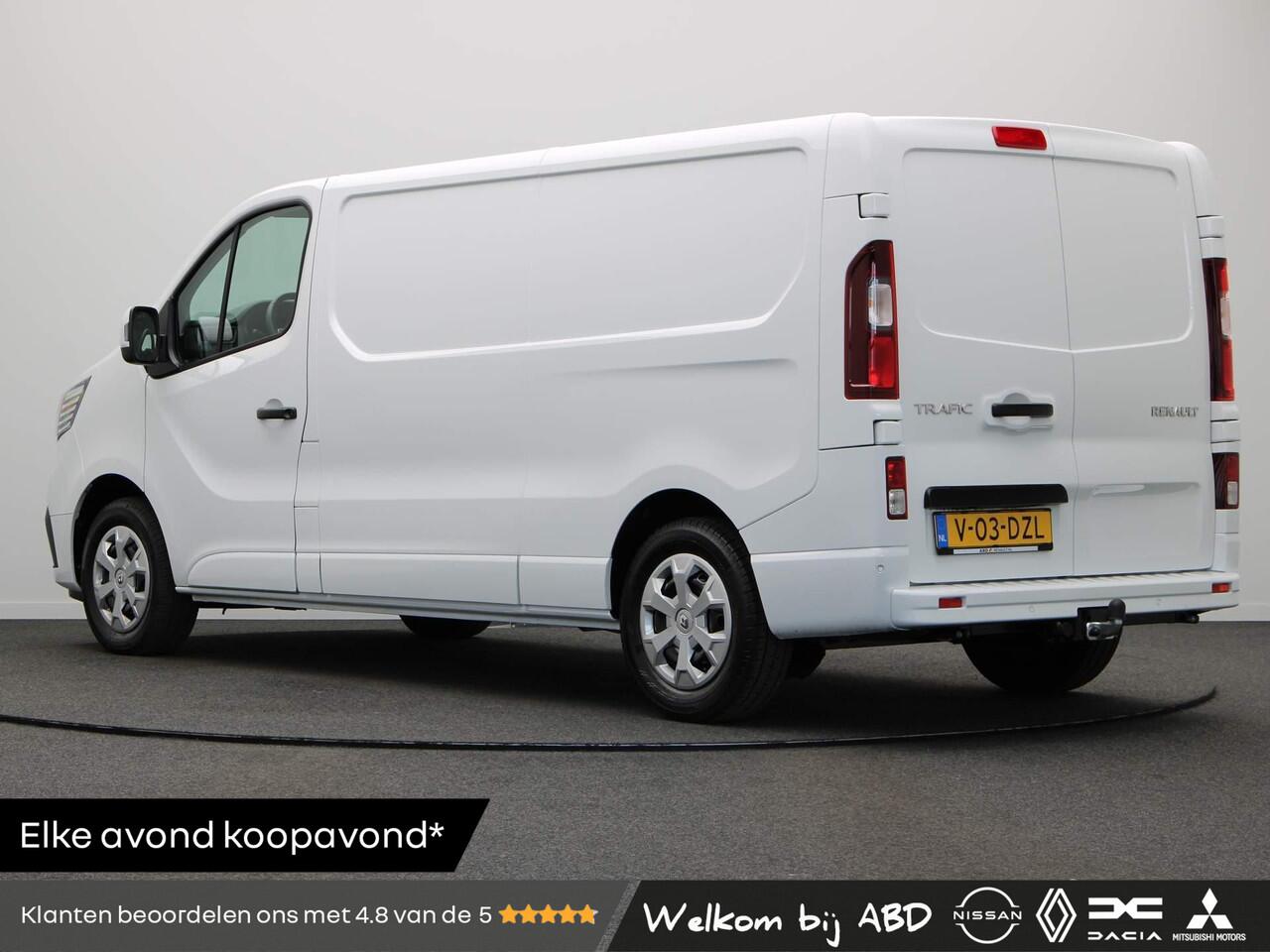 Renault TRAFIC 2.0 dCi 130pk T30 L2H1 Work Edition | Trekhaak | Laadruimtebetimmering | Parkeersensoren achter |