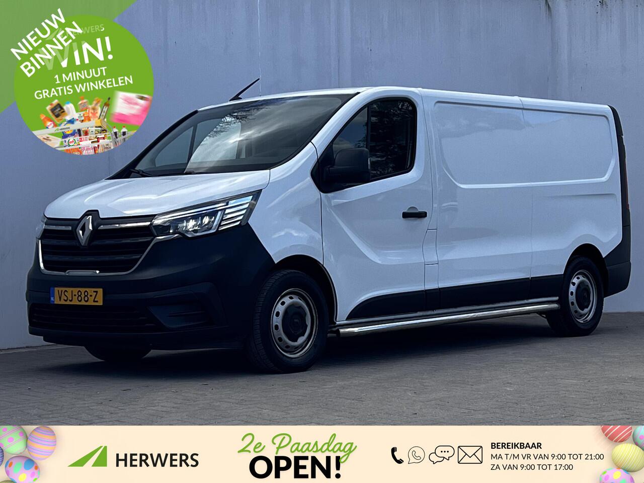 Renault TRAFIC 2.0 dCi 110 T30 L2H1 Générique / Dealer onderhouden / Trekhaak 2.000 kg / Airco / All Season banden / 3-persoons /