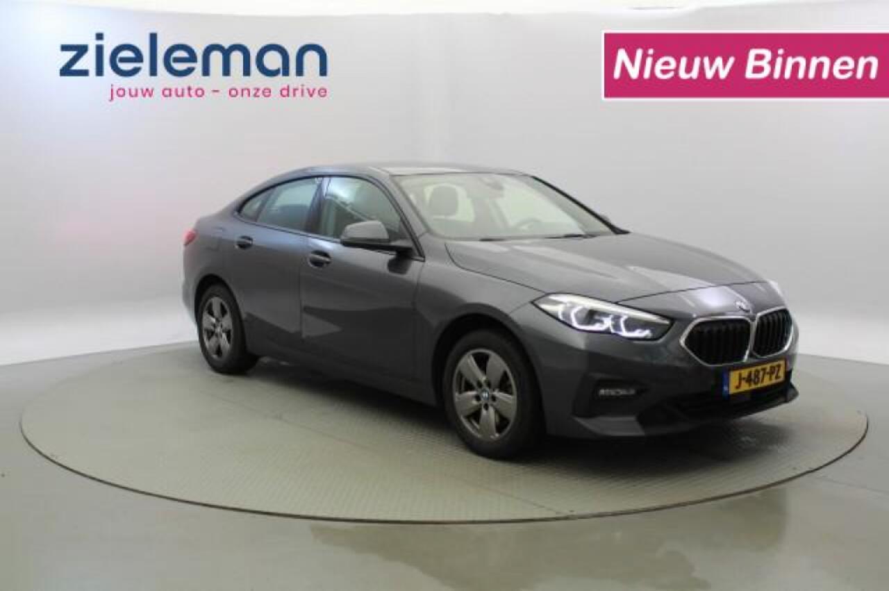BMW 1-SERIE 218I Executive edition Sedan