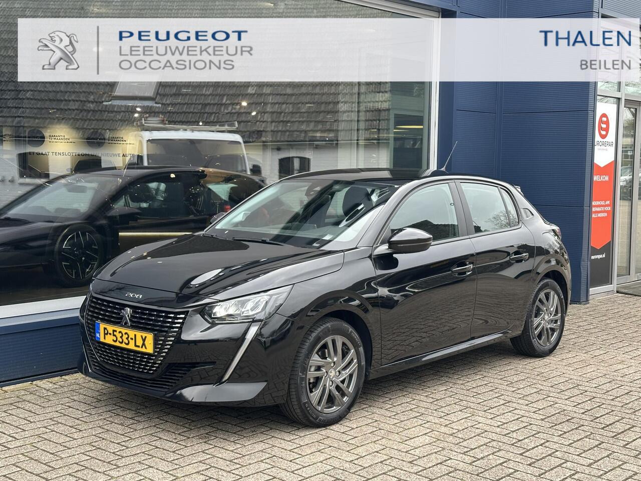 Peugeot 208 1.2 PureTech Active Pack | 15000 KM! | Full led koplampen | 16 inch Licht Metalen Velgen | Touch Screen met Apple Carplay | Parkeersensoren | Achterklep Spoiler | 1e eigenaresse |