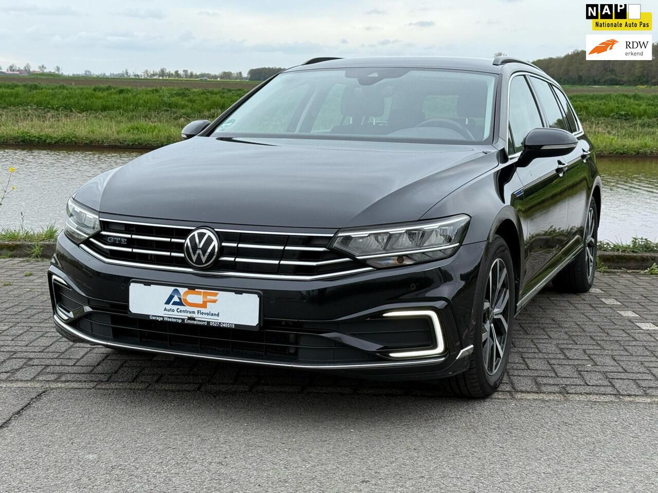 Volkswagen PASSAT Variant 1.4 TSI PHEV GTE Business / massage / Camera / Digidash enz..