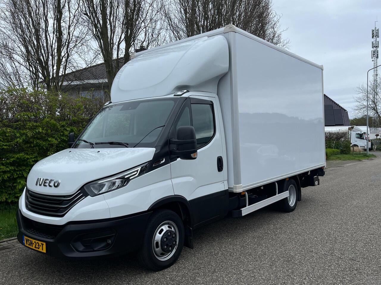 Iveco DAILY 40C18 3.0 Automaat | Bakwagen Zijdeur | Laadklep 1000KG