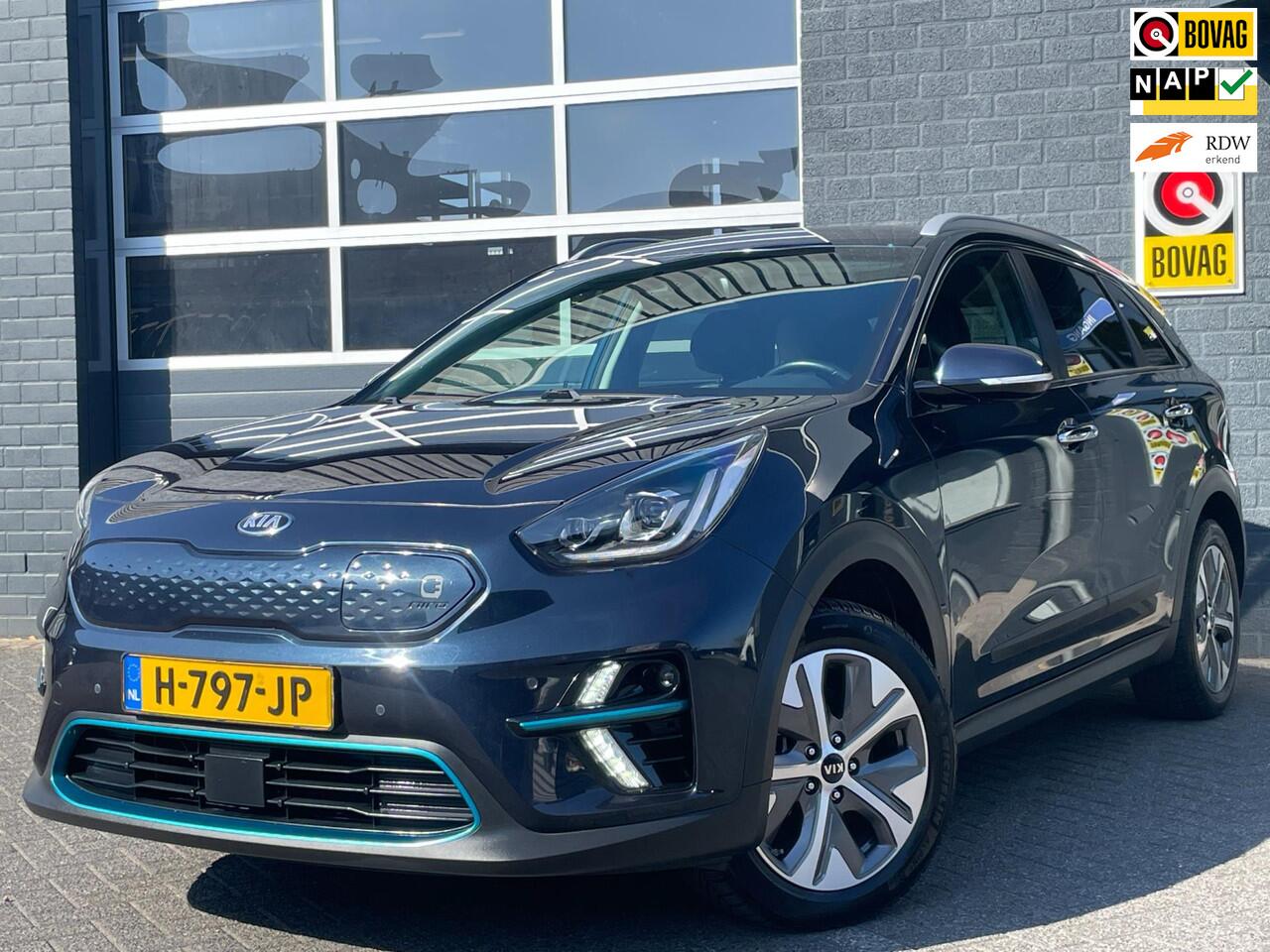 KIA e-Niro ExecutiveLine 64 kWh|TREKHAAK|NAVI|LEDER|STOELVERW/VENT|STUURVERW|CAMERA