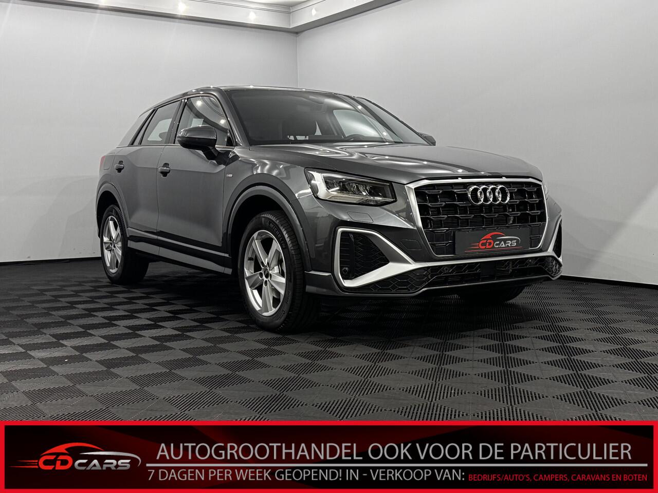 Audi Q3 35 TFSI S-Line Clima, Camera, Navi, Winterpakket, Virtual desk, A start stop, Cruise control adaptief