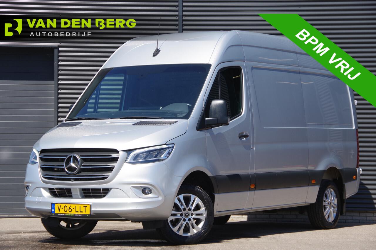 Mercedes-Benz SPRINTER 319 3.0 CDI V6 L2H2 AUT. LED, LEDER, 3.5T TREKHAAK, ADAPT. CRUISE, 360 CAMERA, MBUX 10”, MISTLAMPEN, CLIMA, PARKEERSENSOREN, APPLE CARPLAY, BETIMMERING