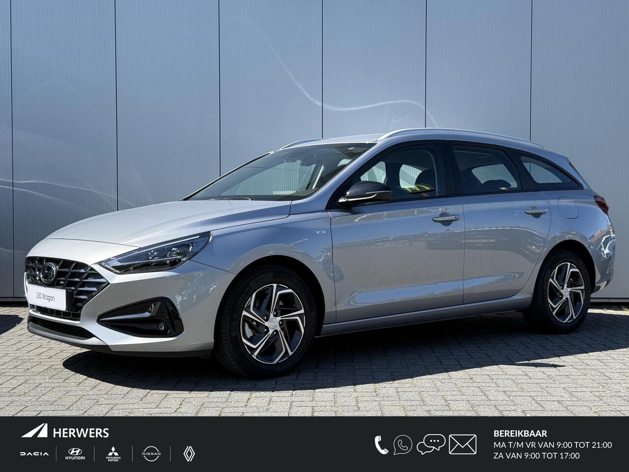 Hyundai I 30 Wagon 1.0 T-GDi MHEV Comfort Smart / ACTIE / ¤7055,- Voordeel Op Nieuwprijs / Navigatie / Climate Control / Cruise Control / Achteruitrijcamera / Parkeersensoren Achter / Bluelink /