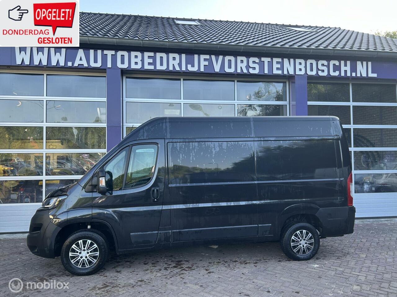 Peugeot BOXER Bestel 330 2.2 BlueHDi 120 L2H2 * NAVIGATIE *