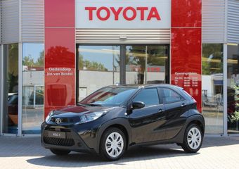 Toyota AYGO X 1.0 VVT-i MT play **NIEUWE AUTO**