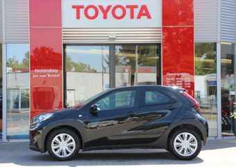 Toyota AYGO X 1.0 VVT-i MT play **NIEUWE AUTO**