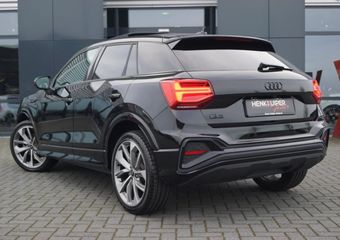 Audi Q2 35TFSI S-Tronic S-Line Panodak / 19 Inch LM / Matrix LED/Virtual