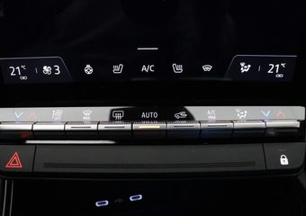 Renault Austral E-Tech Hybrid 200pk Techno Camera | Elektr. achterklep | Navi | Stoel-/stuur-/voorruitverw.