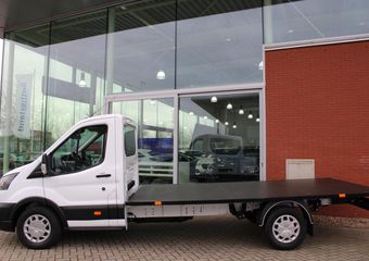 Ford TRANSIT 350 2.0 TDCI L4H1 Trend Chassis cabine 129 PK | Automaat | Chassis | SYNC 4 groot scherm | Direct Beschikbaar!