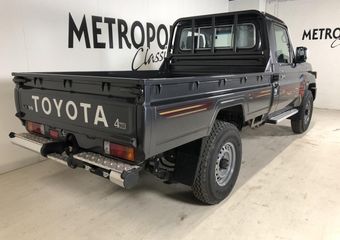 Toyota LAND CRUISER LandCruiser GRJ79 Single Cabine Model 2024 Automatic M0840