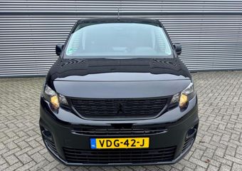 Peugeot PARTNER 1.5 BlueHDI Premium BTW Auto /// BPM Vrij /// 3-zits uitvoering