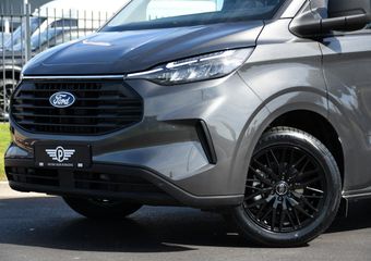 Ford TRANSIT CUSTOM 300 2.0 TDCI L2H1 Raptor Edition Virtual, Camera, Cruise, Carplay, 136PK, Multimedia,