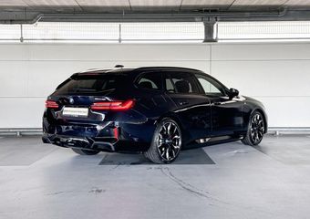 BMW i5 Touring eDrive40 | M Sport Edition | Innovation Pack | Comfort Pack | Selections