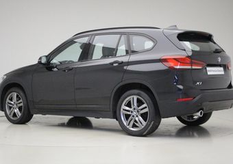 BMW X1 sDrive18i | Panorama | Leder | LED | Comfort Acces | 18″M-Sport velgen