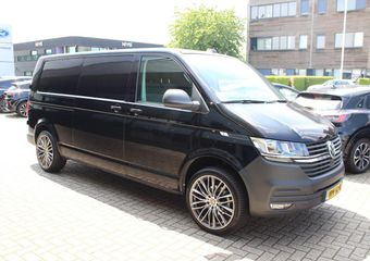 Volkswagen TRANSPORTER 2.0 TDI L2H1 110pk 28 Comfortline | 20 Inch Lichtmetalen Wielen | Trekhaak | Achteruitrijcamera | Carplay | Cruise Control |