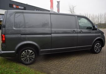 Volkswagen TRANSPORTER T6.1 Highline 2.0 TDI 150 PK L2H1 AUTOMAAT | INCL. BETIMMERING!