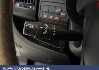 Peugeot BOXER 2.2BlueHDi 140pk L2H2 Euro6 Airco | Camera | Navigatie | Trekhaak Cruisecontrol, Parkeersensoren, Bijrijdersbank