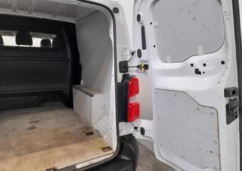 Opel VIVARO 2.0 CDTI L3H1 145PK Dubbele Cabine Edition Airco Navigatie Trekhaak