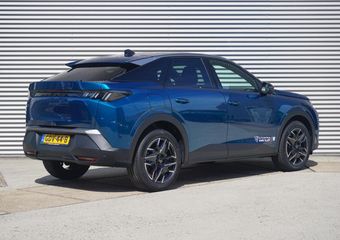 Peugeot 3008 1.2 Hybrid 136 Allure