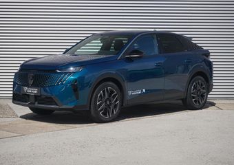 Peugeot 3008 1.2 Hybrid 136 Allure