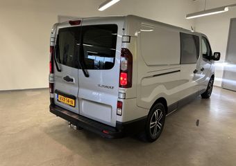 Renault TRAFIC 2.0 dCi 130 T30 L2H1 Work Edition Dubbel Cabine / TREKHAAK / L.M. VELGEN / CLIMATE CONTROLE / NAVIGATIE / PARKEERSENSOREN+CAMERA / CRUISE CONTROLE.