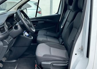 Renault TRAFIC 2.0 dCi 130 T30 L2H1 Work Edition | Trekhaak | Navi | Clima | Cruise | LED | A. Camera | Sidebars | NL Auto!