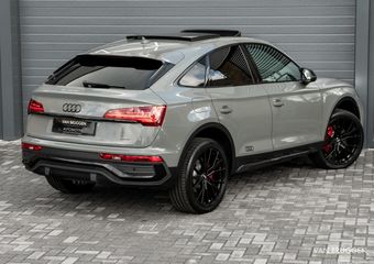 Audi Q5 Sportback 55 TFSI e S-Line Pano Trekhaak 21″ Sfeer Quantum Camera