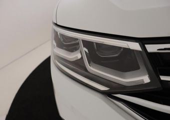 Volkswagen TIGUAN Allspace 1.5 TSI R-Line Business+ 7p. | Parkeerassistent | Keyless | Stoel- en stuurwielverwarming | Achteruitrijcamera | Dodehoek detectie | LED matrix verlichting | Navigatie |