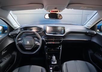 Peugeot e-208 EV Allure Première 50 kWh | Navigatie | Camera | 8% Bijtelling | Climate control | Lichtmetalen velgen | Keyless