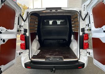 Toyota PROACE Worker 2.0 D-4D Professional Long DC
