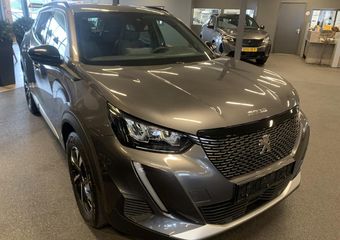 Peugeot 2008 1.2 PureTech Allure Pack 100PK NAVIGATIE-PARKEERSENSOREN-CLIMATE CONTROL