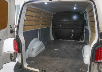 Volkswagen TRANSPORTER 2.0 TDI L1H1 26 Airco Navigatie App-Connect Cruise Control Parkeersensoren