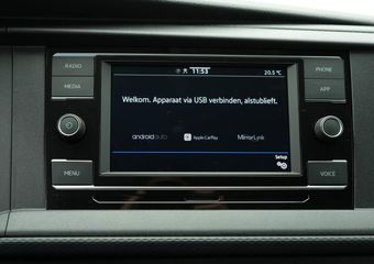Volkswagen TRANSPORTER 2.0 TDI L1H1 26 Economy Business Navigatie by App | Airco, betimmerd