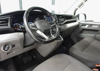 Volkswagen TRANSPORTER 2.0 TDI L2H1 28 Dubbele Cabine Highline Automaat Airco Cruise Control adaptief Parkeersensoren Trekhaak