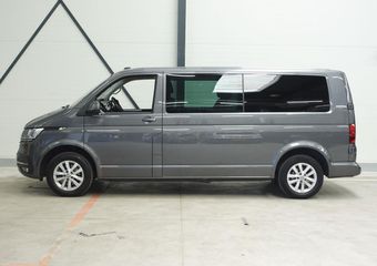 Volkswagen TRANSPORTER 2.0 TDI L2H1 28 Dubbele Cabine Highline Automaat Airco Cruise Control adaptief Parkeersensoren Trekhaak