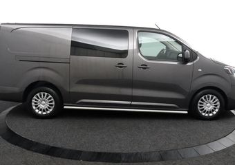 Toyota PROACE Worker 2.0 D-4D Professional DC | 177PK Automaat | Dubbele Cabine | Lederen Bekleding | Navigatie | 2 Schuifdeuren |