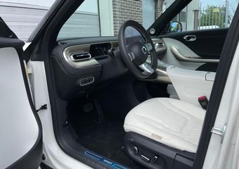 Smart #1 Launch Edition | Panoramadak | CyberSparks LED+ Koplampen | Apple CarPlay | Android Auto | Beats Soundsysteem | Head-up Display | 360° Camera | Sfeerverlichting | Elektrisch Verstelbare Voorstoelen