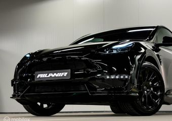 Tesla Model Y Long Range AWD 75 kWh | Autopilot | Leder