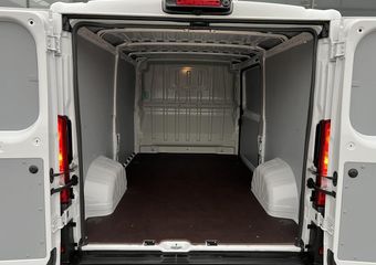 Opel MOVANO 2.2D 120 S&S L2H2 3.0t NRM Demo