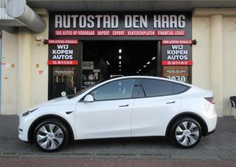 Tesla Model Y Long Range AWD 75 kWh BTW Autopilot