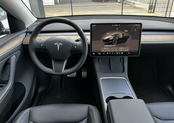 Tesla Model Y Performance AWD 75 kWh